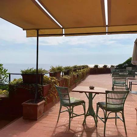 מלון Il Pellicano